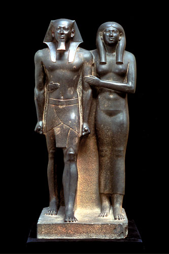 Statue
                      of Egyptian king and queen